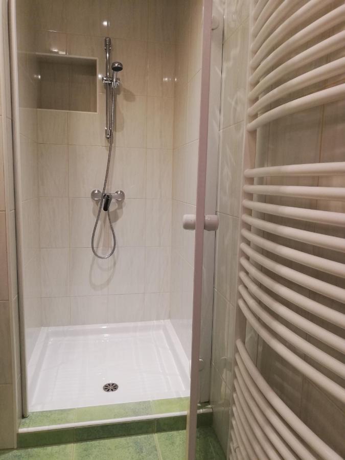 Dovje Apartments Mas מראה חיצוני תמונה