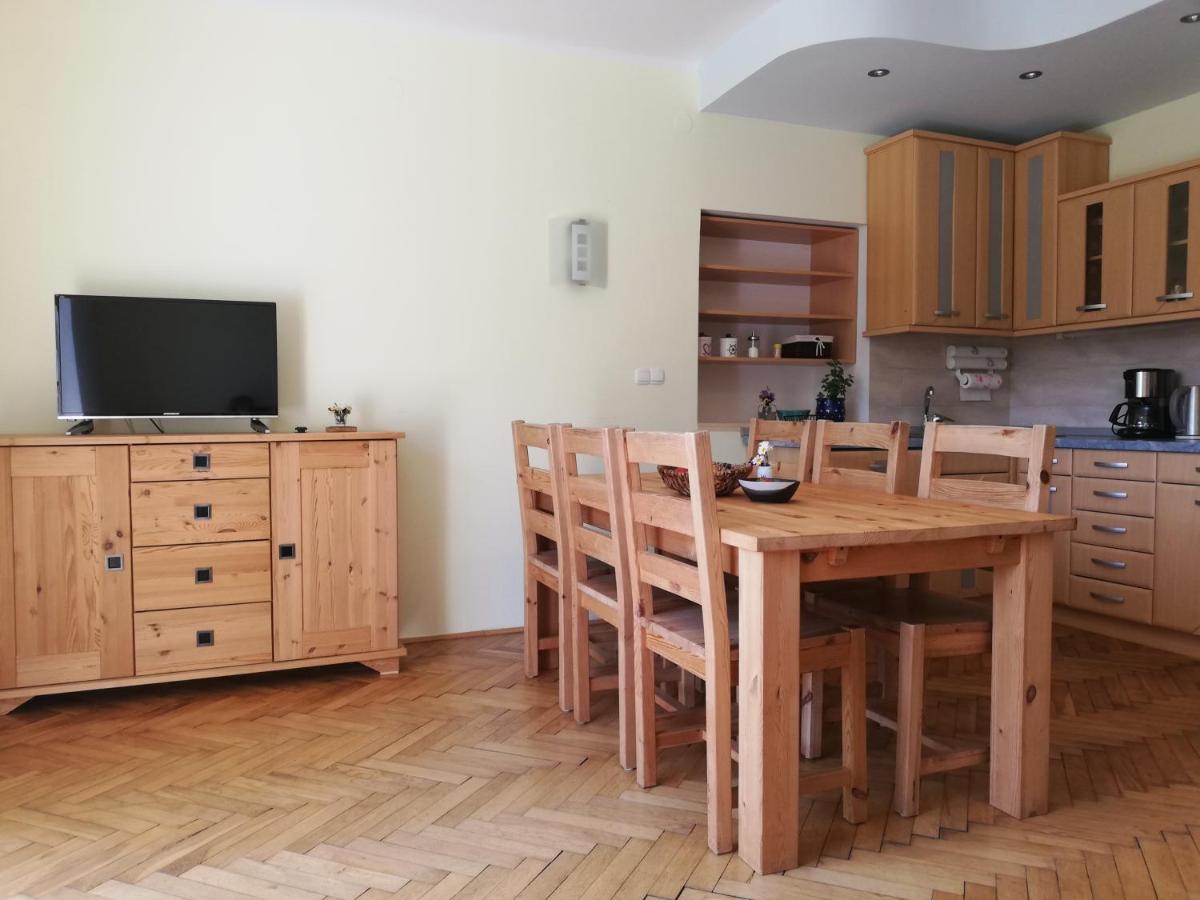 Dovje Apartments Mas מראה חיצוני תמונה